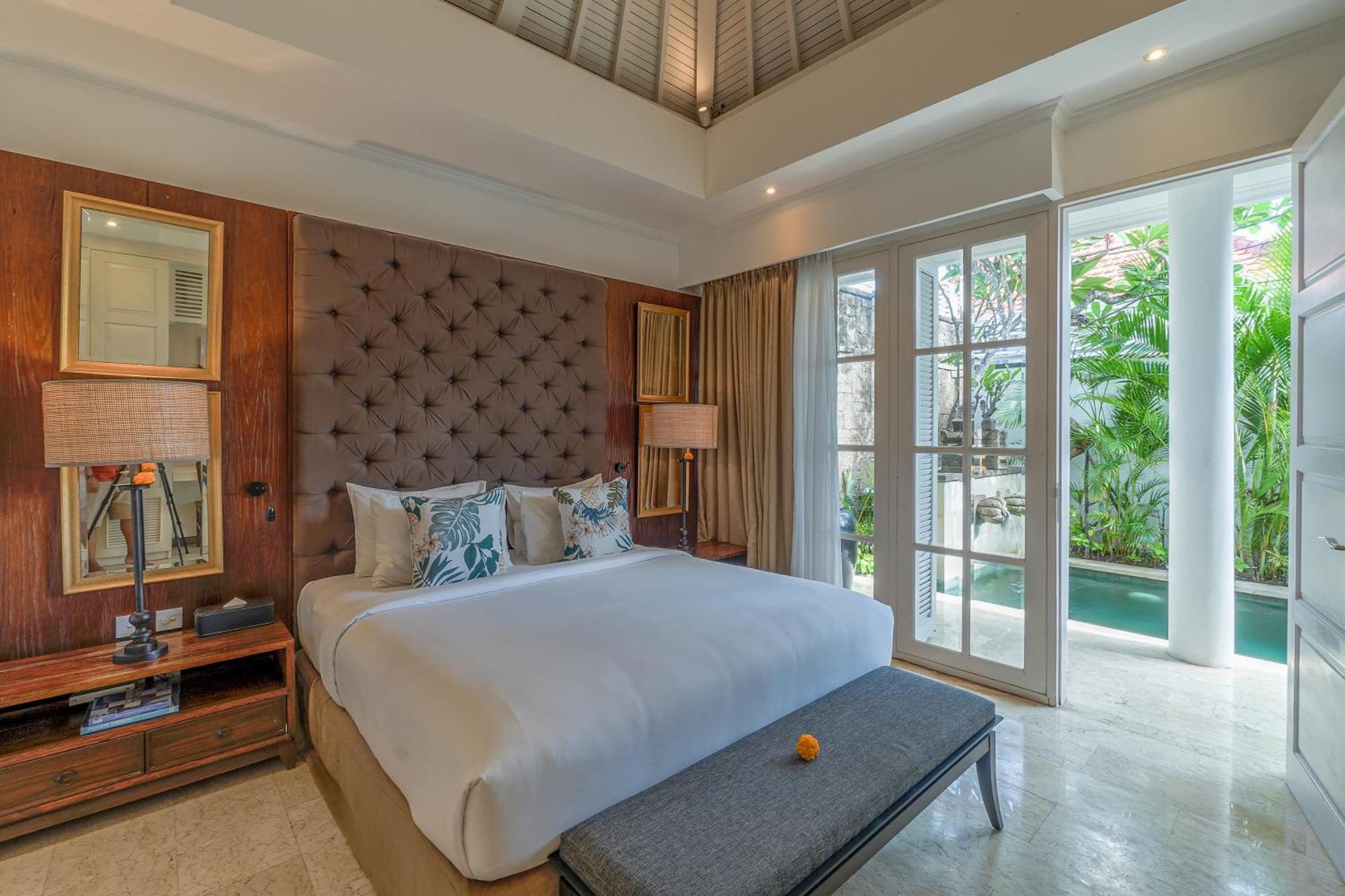 Mosan House: Art-Filled Gem Near Beach & Seminyak Square Exterior photo