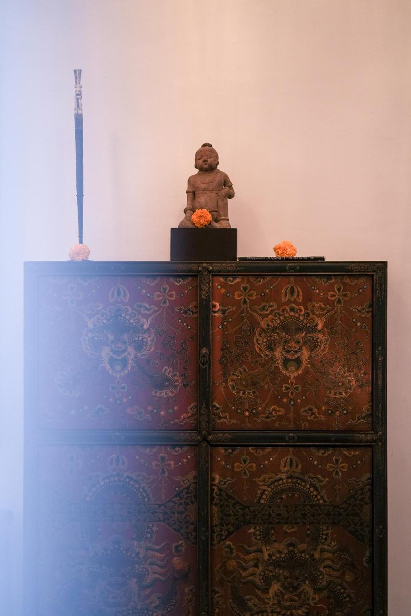 Mosan House: Art-Filled Gem Near Beach & Seminyak Square Exterior photo